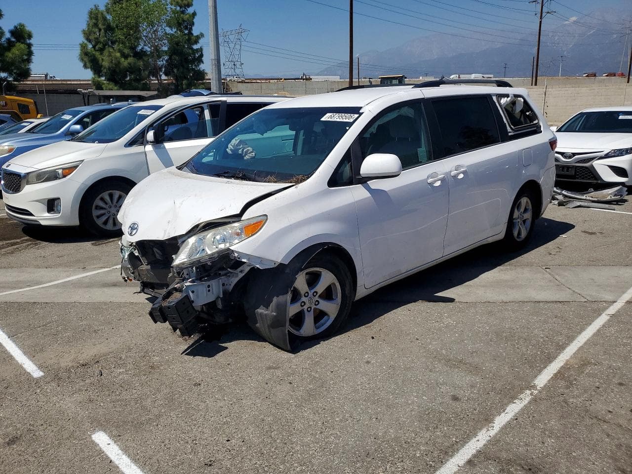 TOYOTA SIENNA
