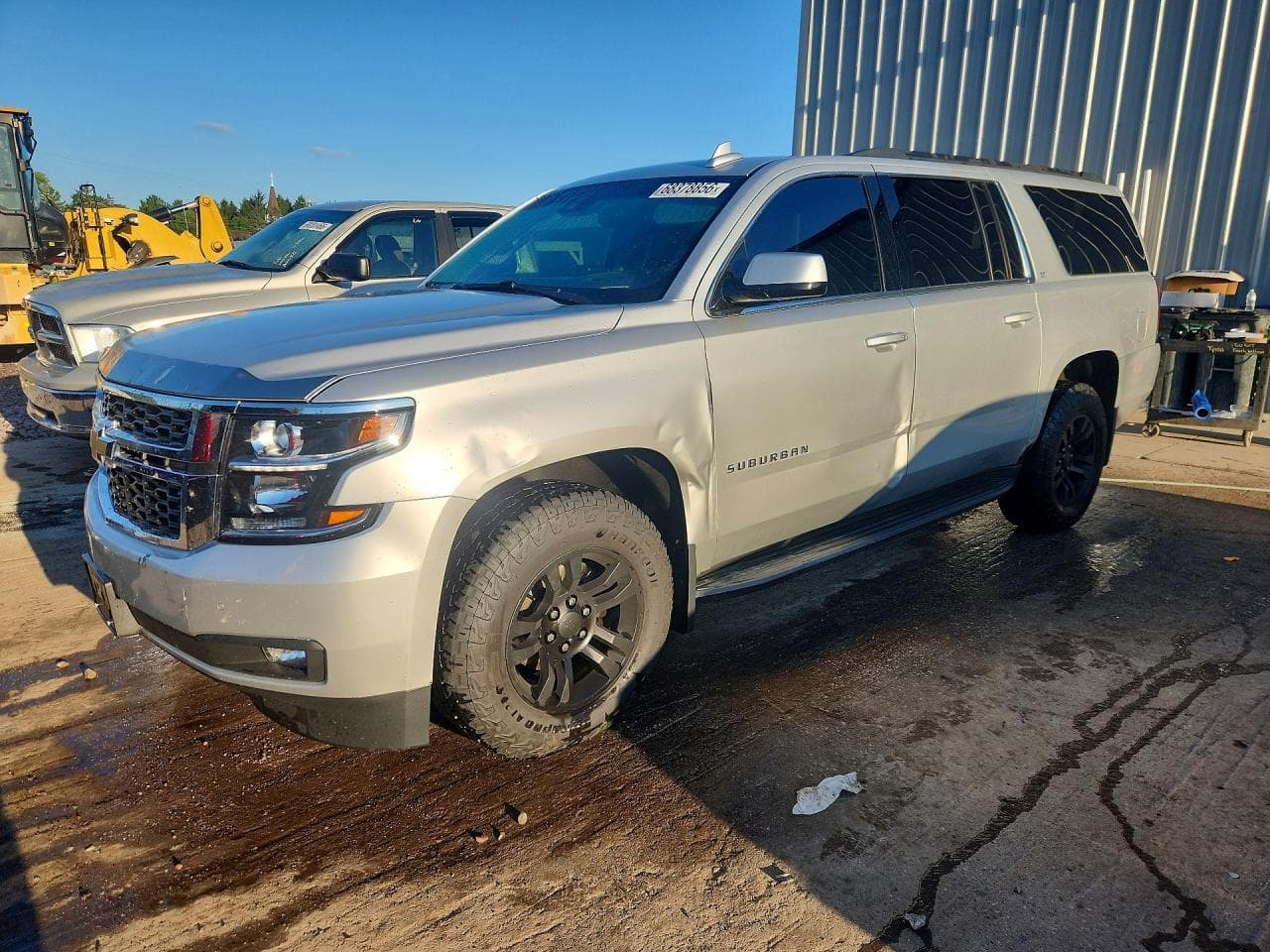 CHEVROLET SUBURBAN