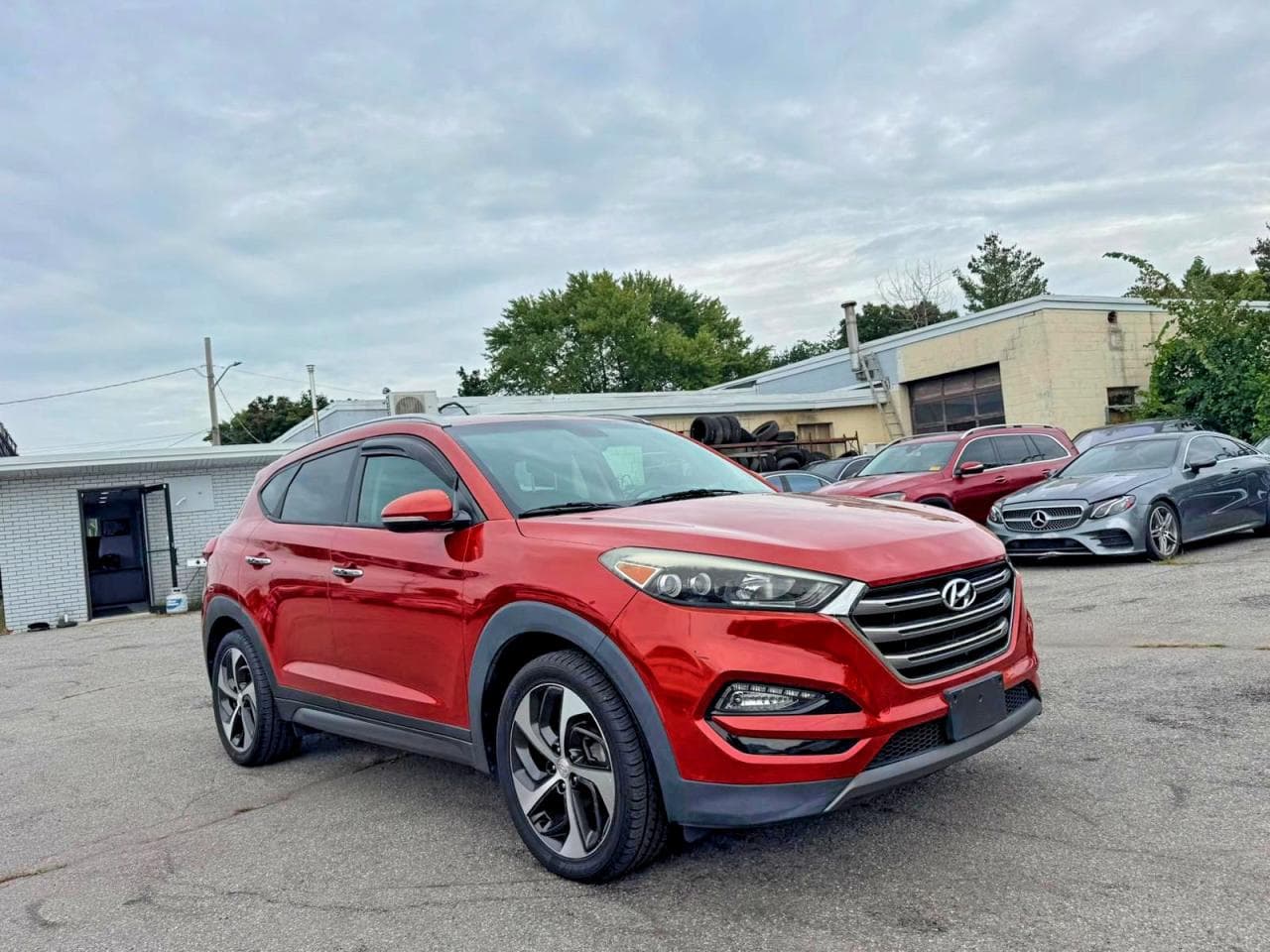 HYUNDAI TUCSON