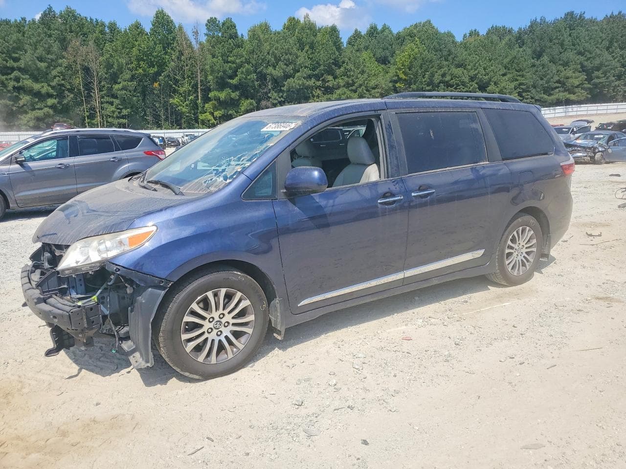 TOYOTA SIENNA