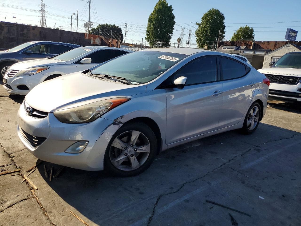 HYUNDAI ELANTRA