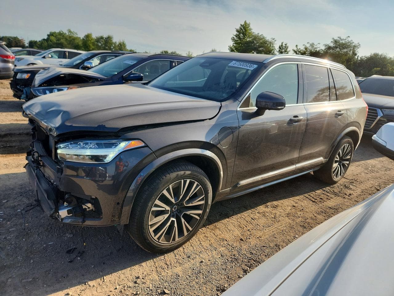 VOLVO XC90