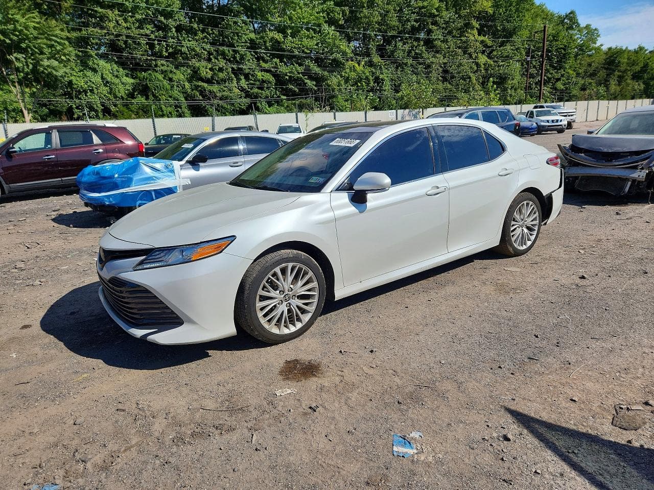TOYOTA CAMRY