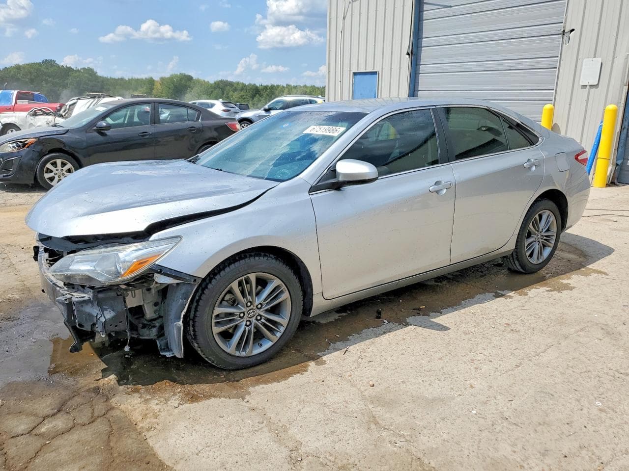 TOYOTA CAMRY