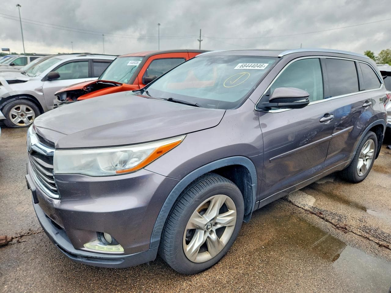 TOYOTA HIGHLANDER