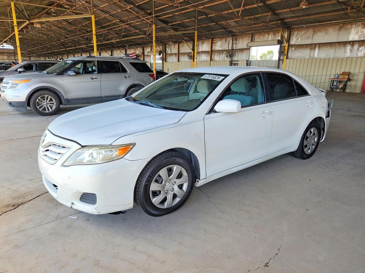 TOYOTA CAMRY
