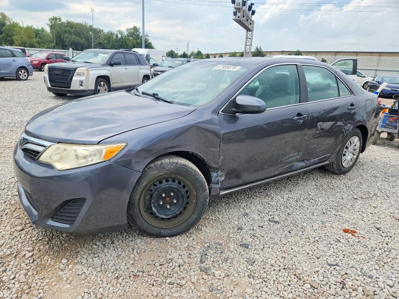 TOYOTA CAMRY