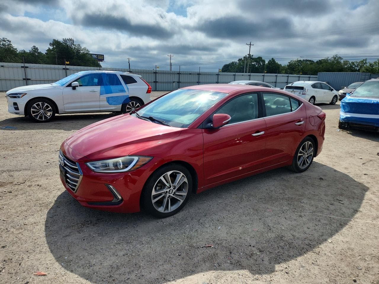 HYUNDAI ELANTRA