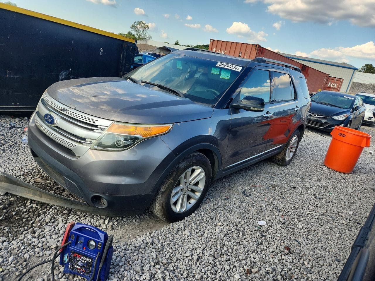 FORD EXPLORER