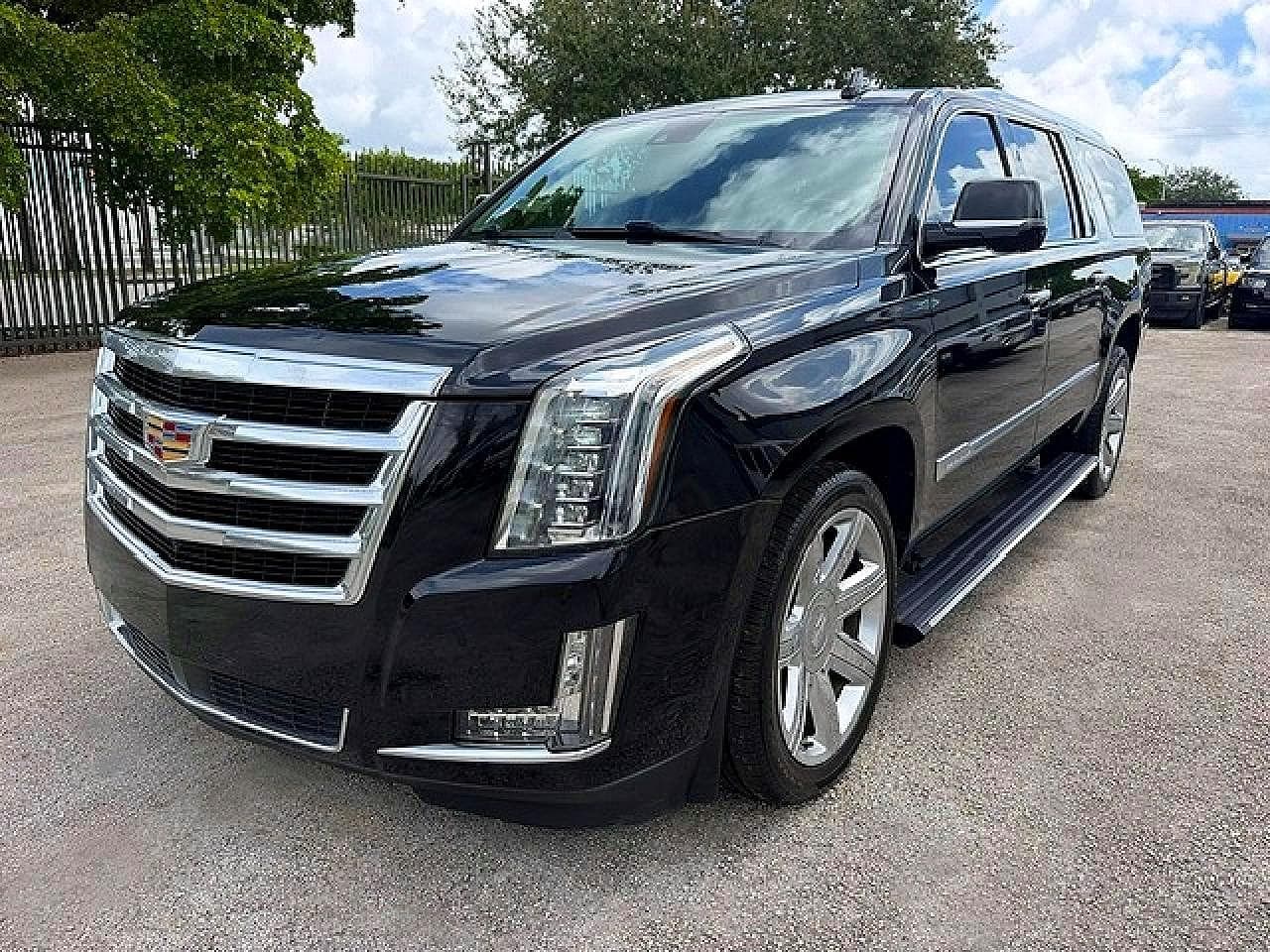 CADILLAC ESCALADE