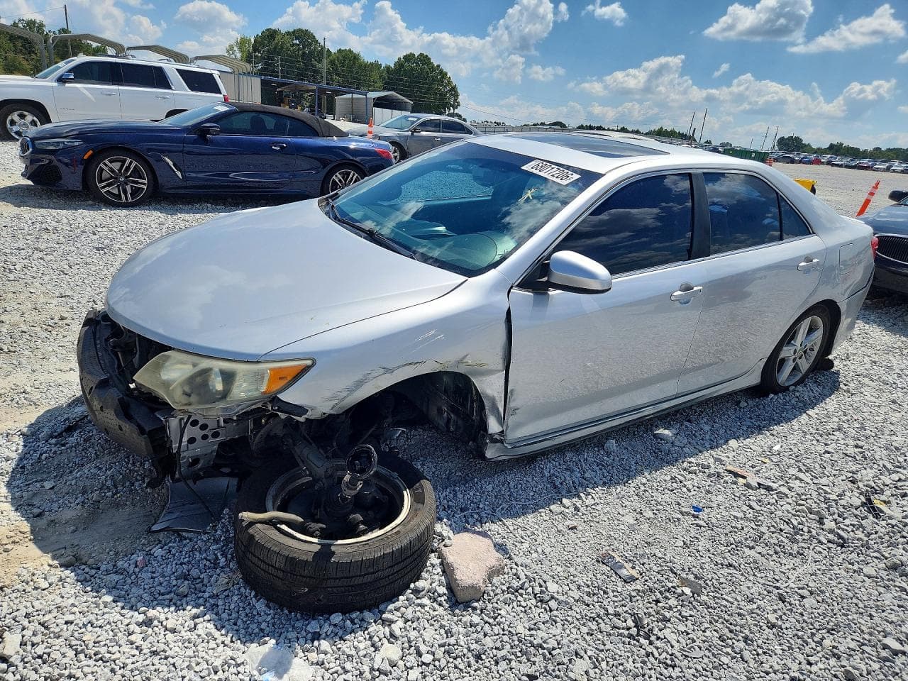 TOYOTA CAMRY