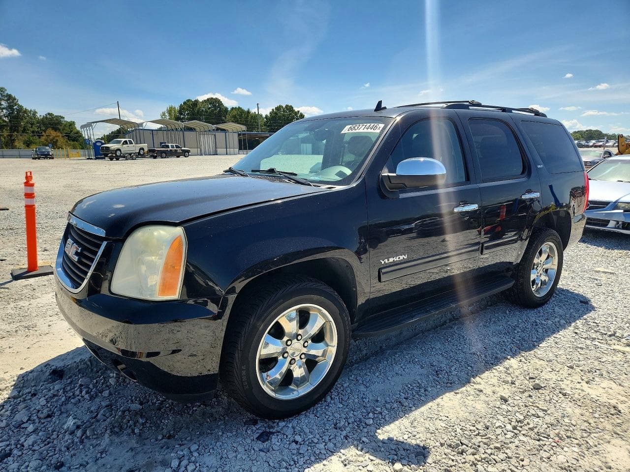 GMC YUKON