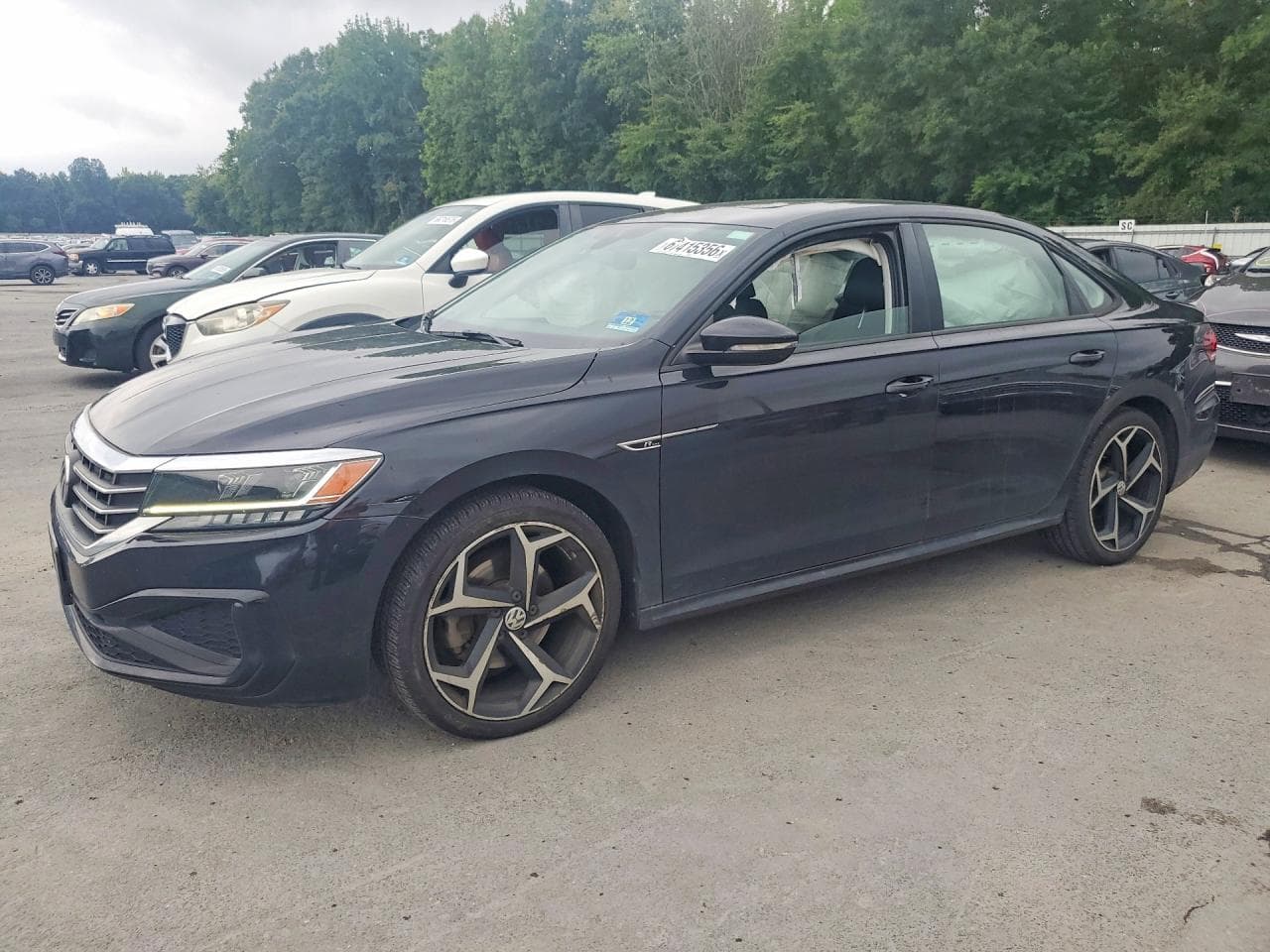 VOLKSWAGEN PASSAT