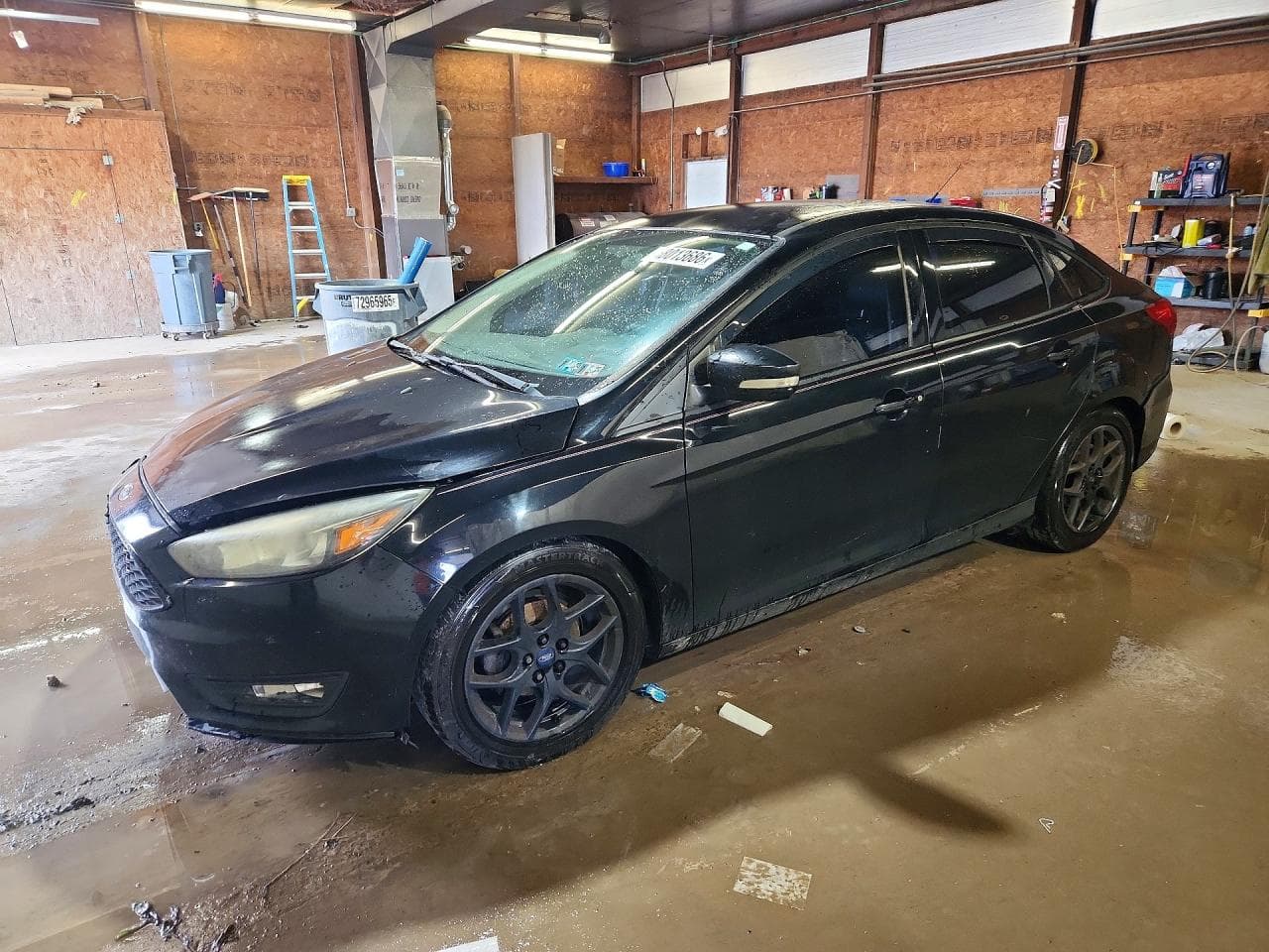 FORD FOCUS