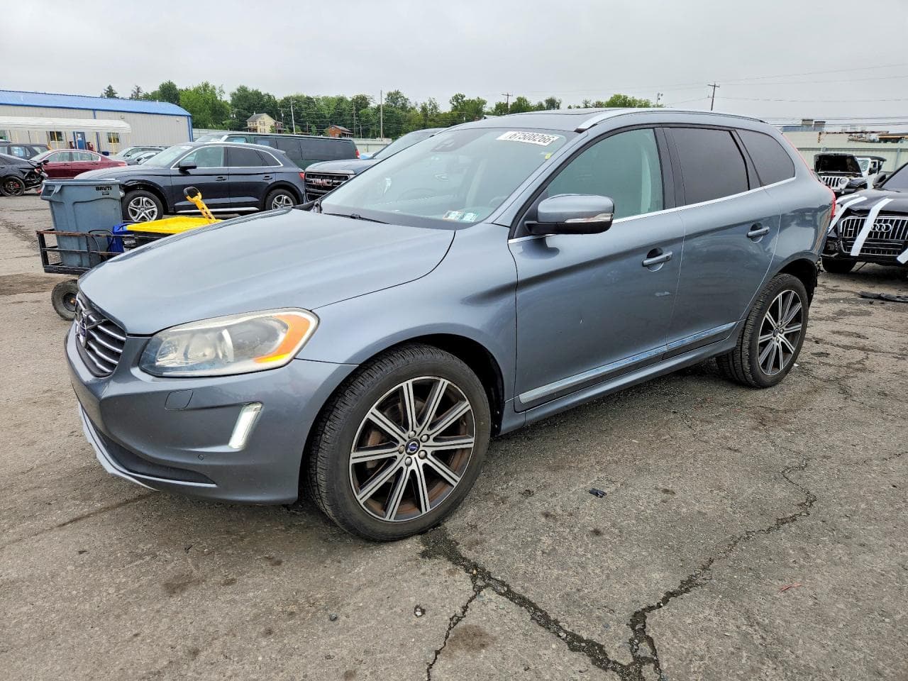 VOLVO XC60