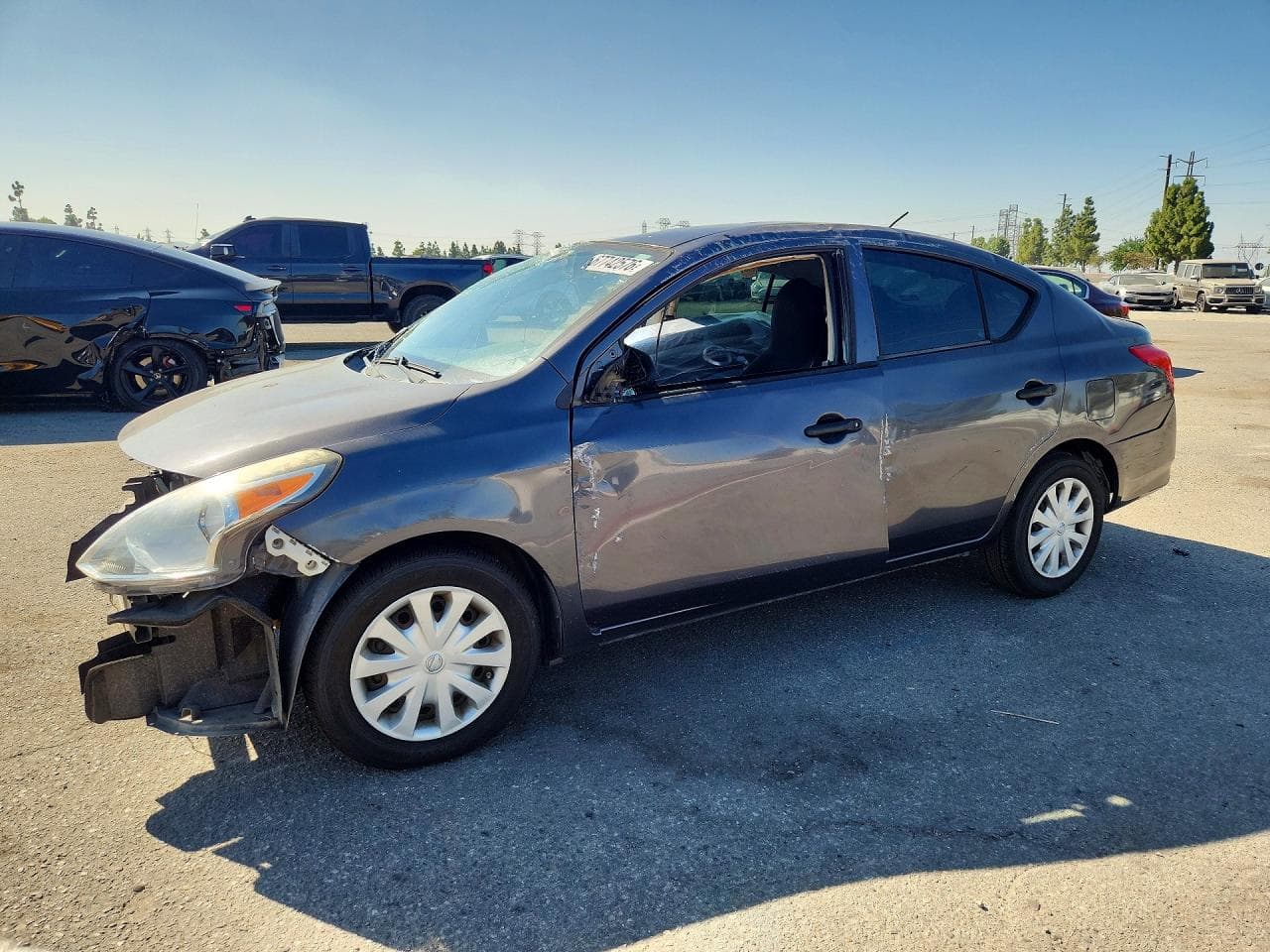 NISSAN VERSA