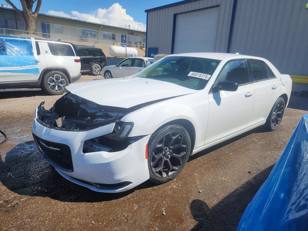 CHRYSLER 300