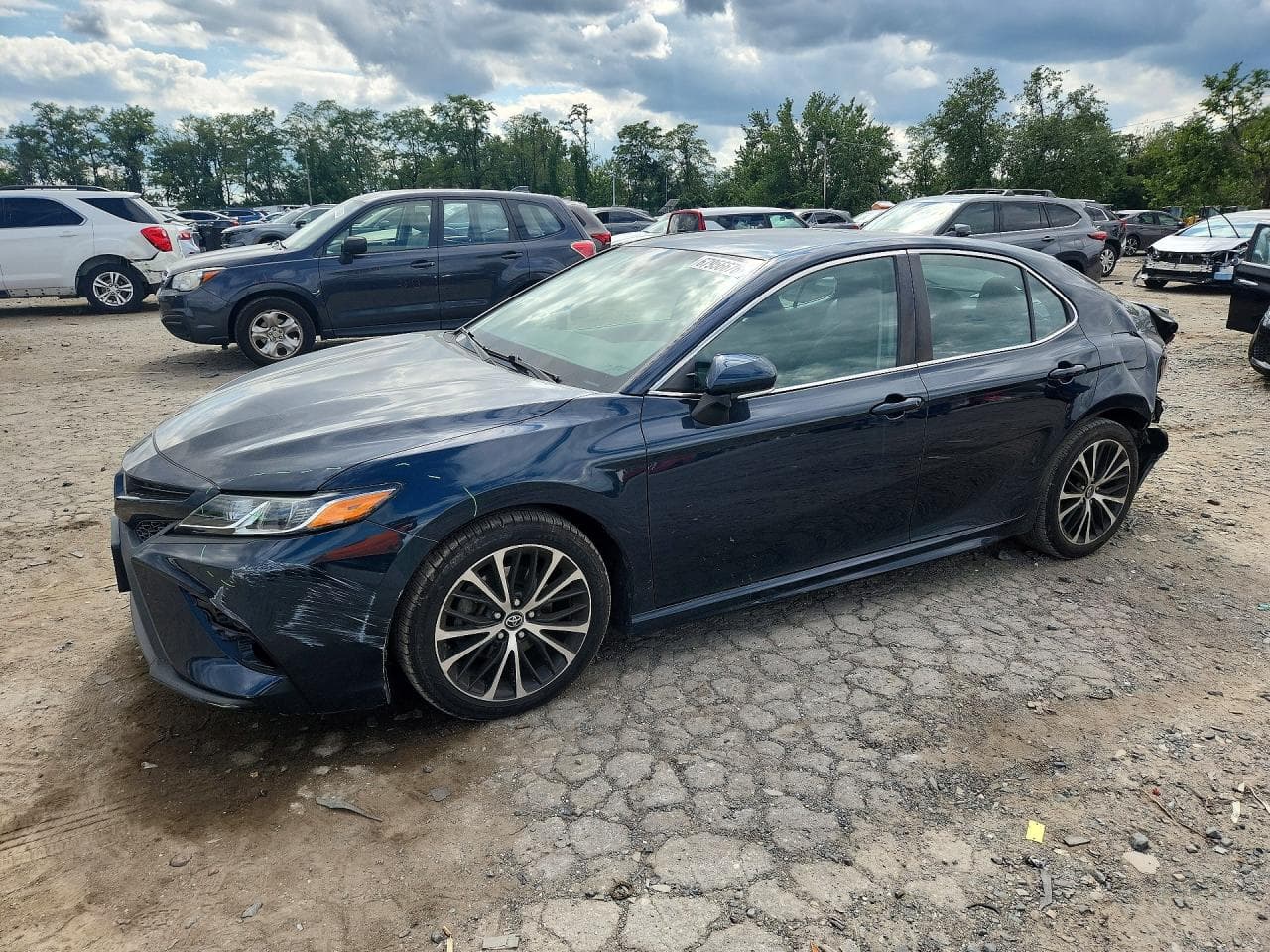 TOYOTA CAMRY