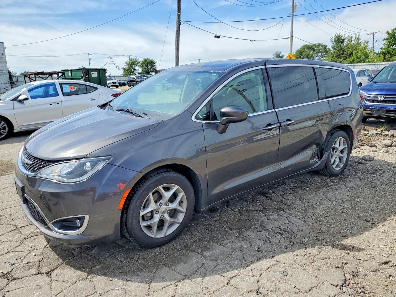 CHRYSLER PACIFICA