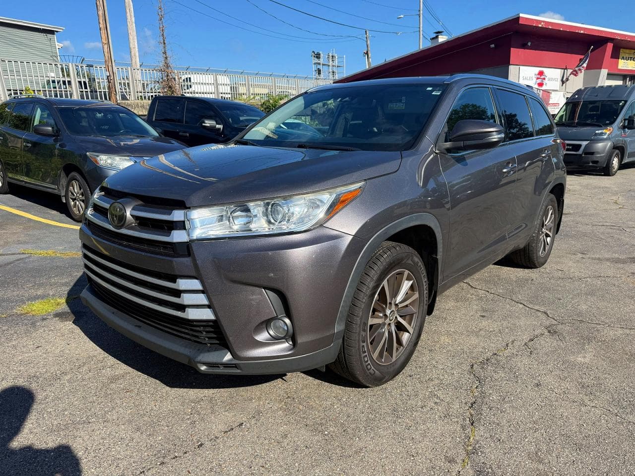 TOYOTA HIGHLANDER