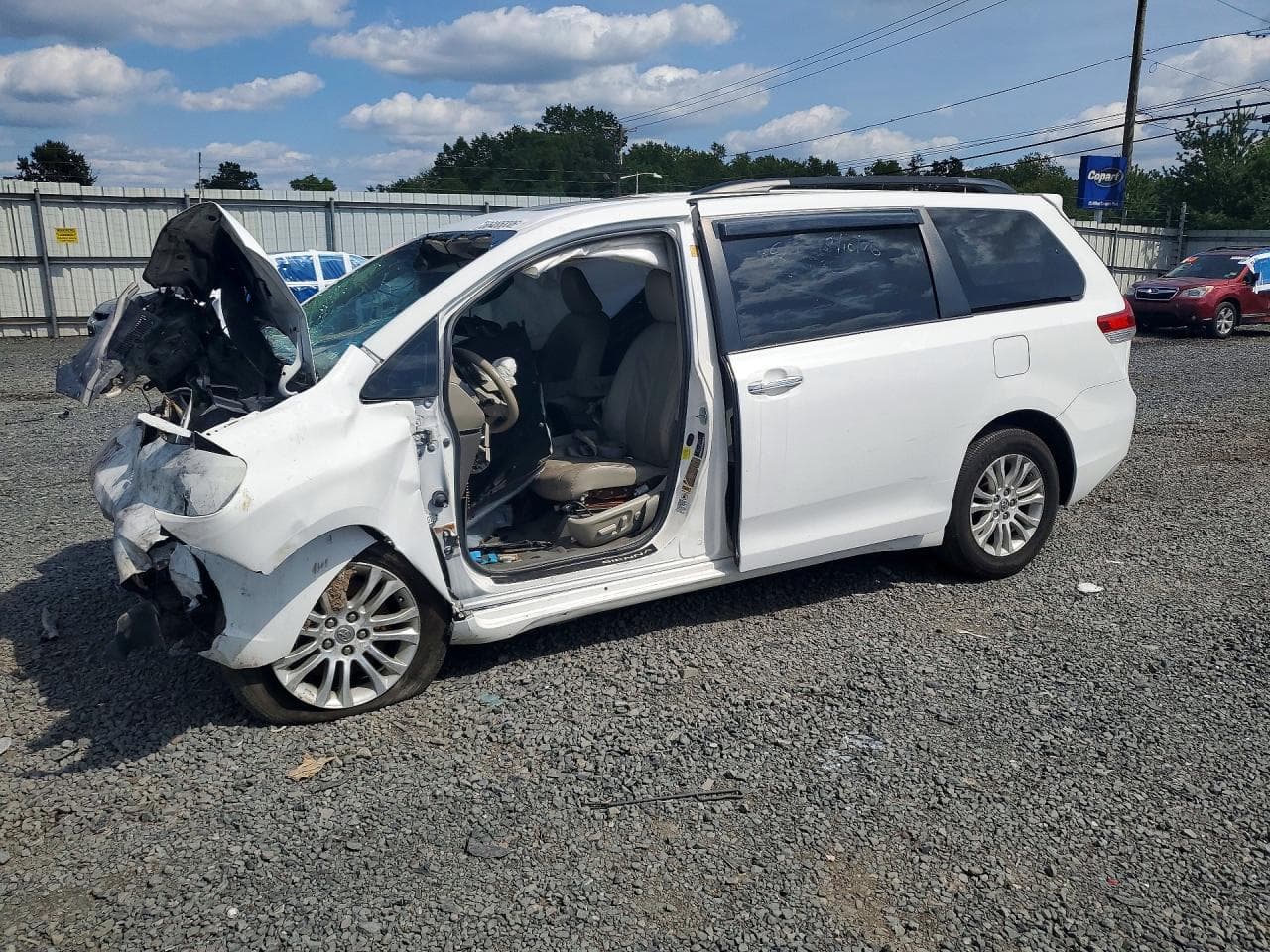 TOYOTA SIENNA