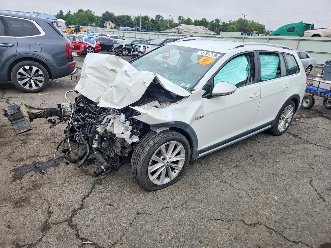 2017 VOLKSWAGEN GOLF ALLTRACK