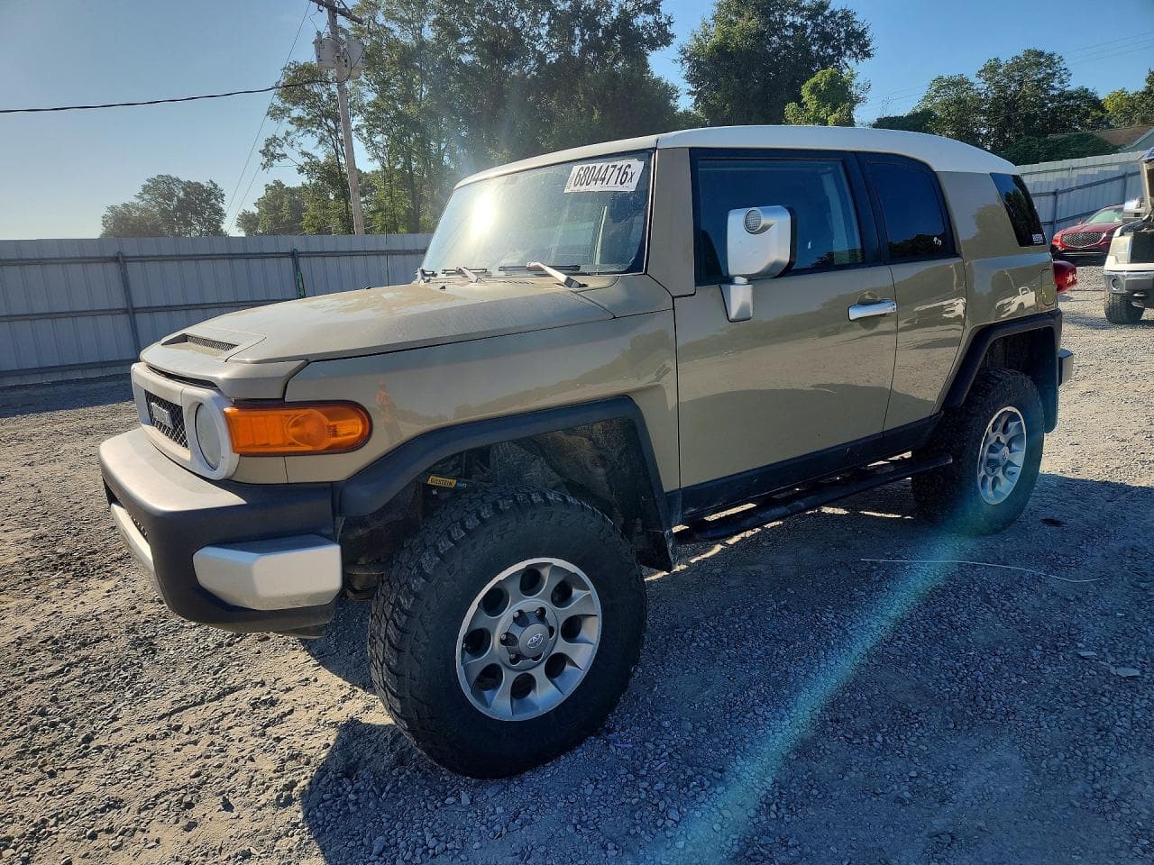 TOYOTA FJ CRUISER