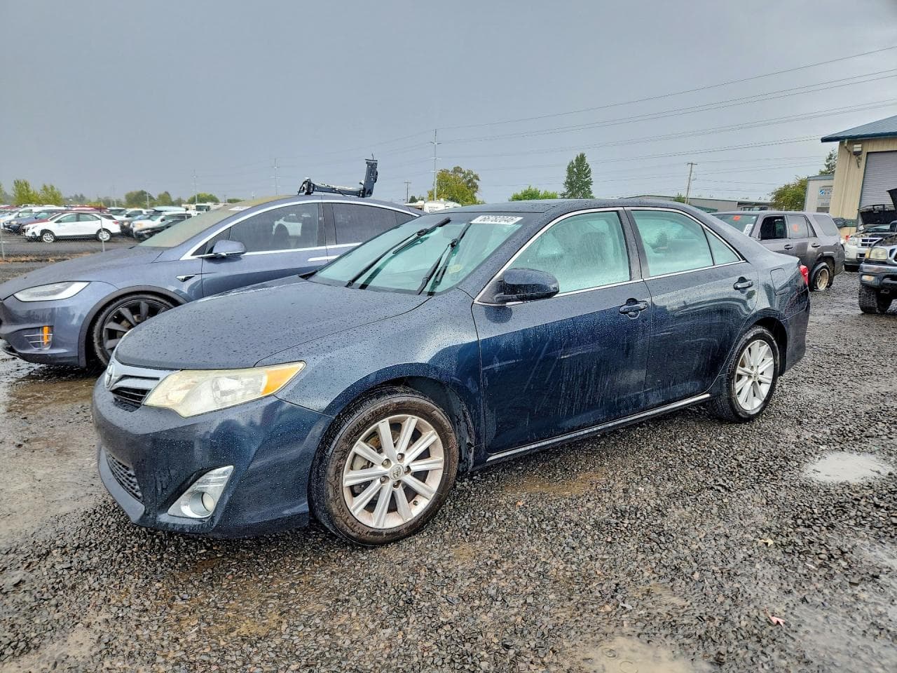 TOYOTA CAMRY