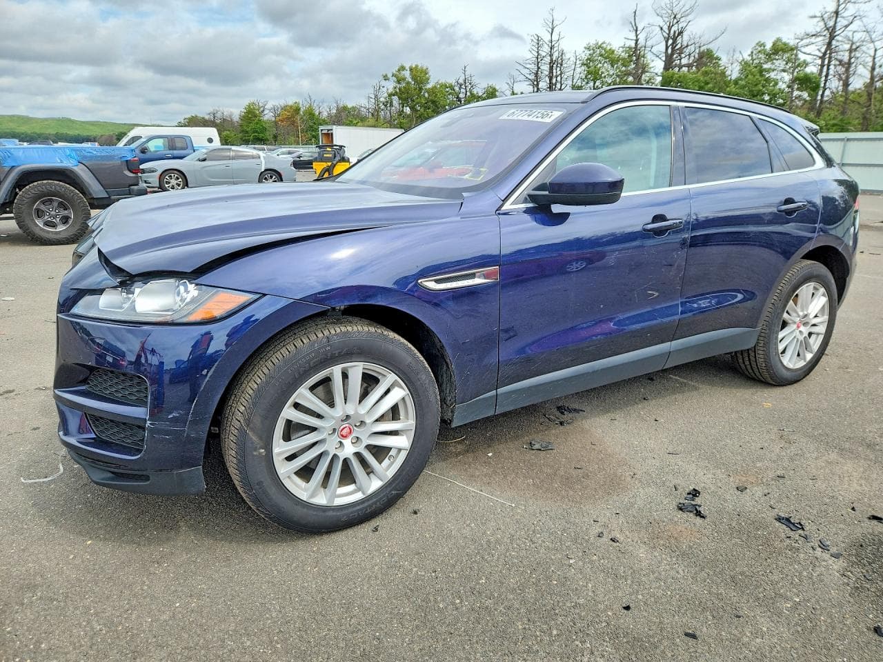 JAGUAR F-PACE