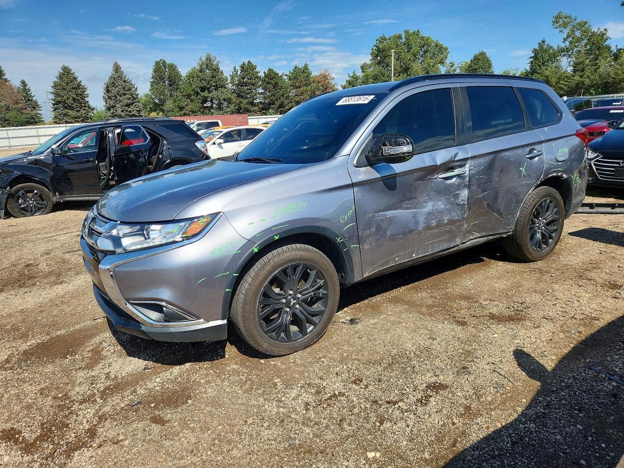 MITSUBISHI OUTLANDER