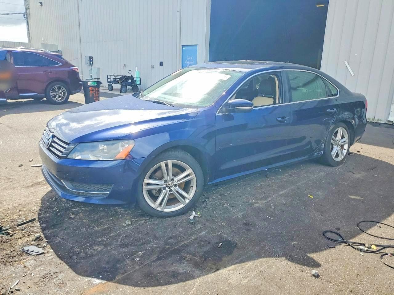 VOLKSWAGEN PASSAT