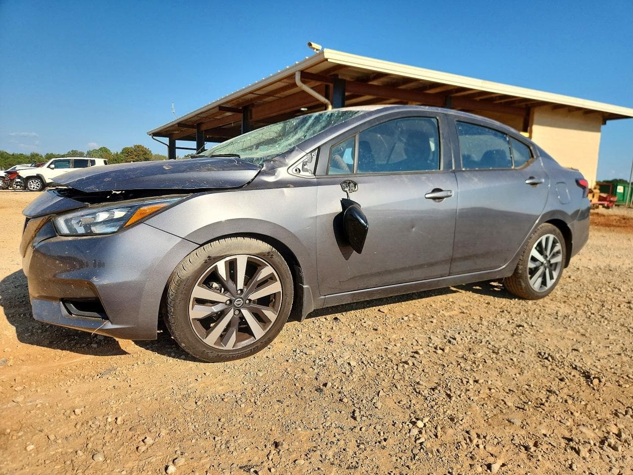 NISSAN VERSA