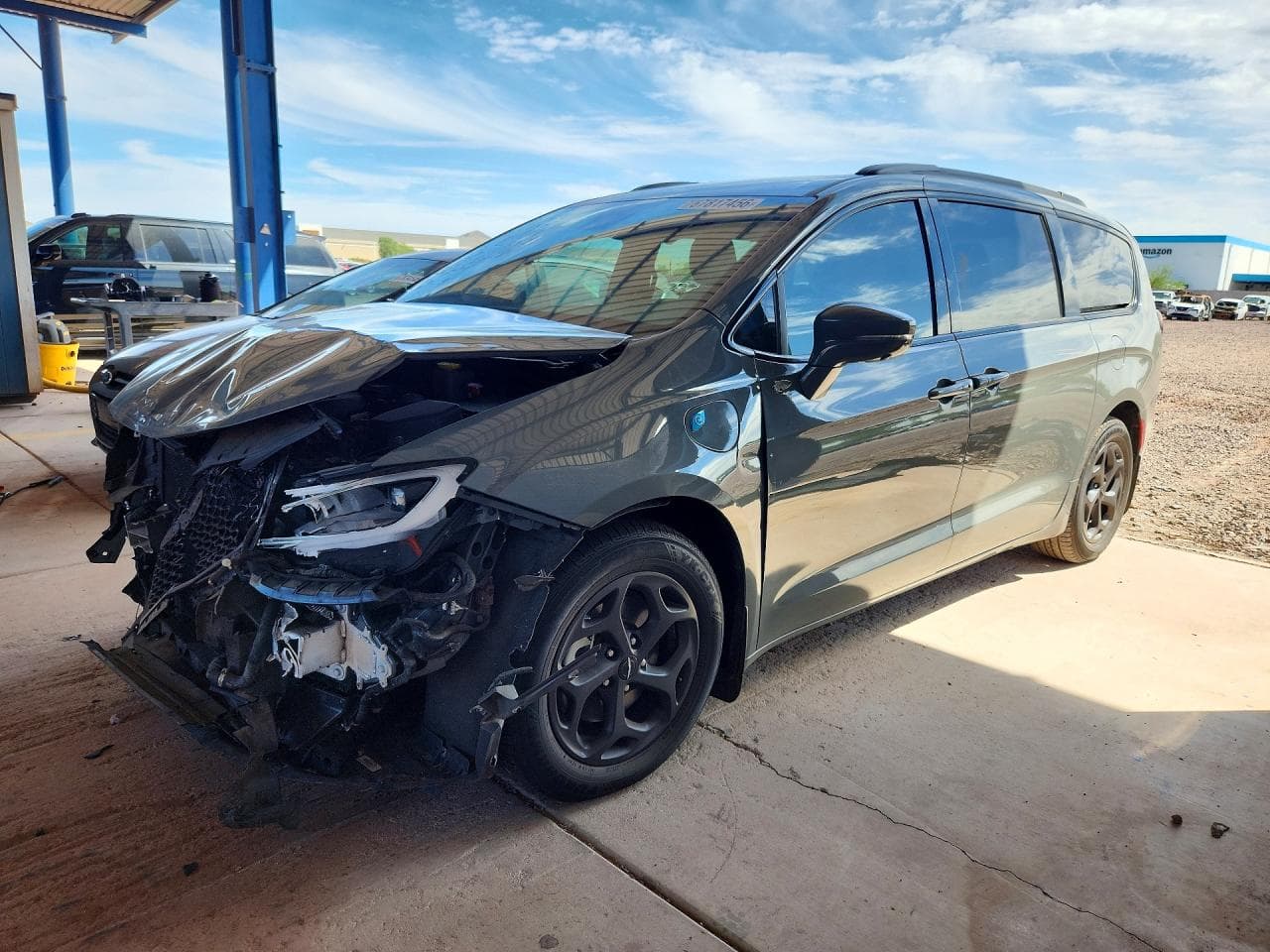 CHRYSLER PACIFICA
