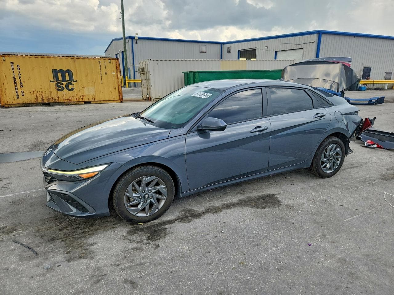 HYUNDAI ELANTRA