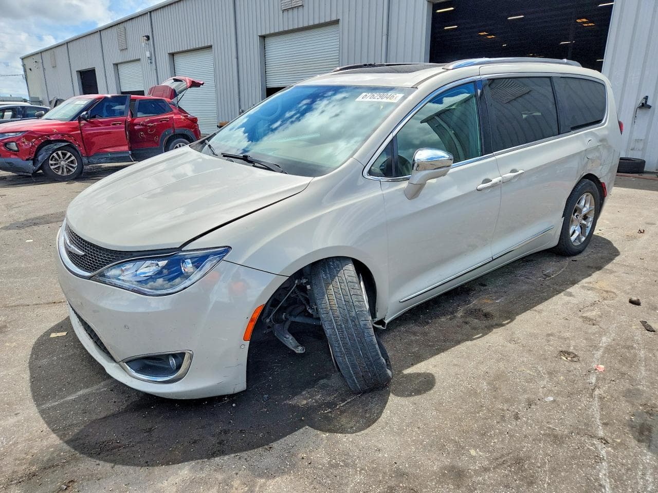 CHRYSLER PACIFICA