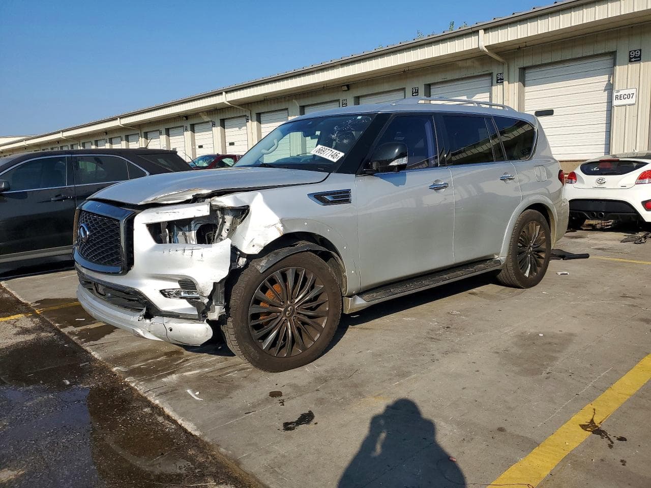 INFINITI QX80
