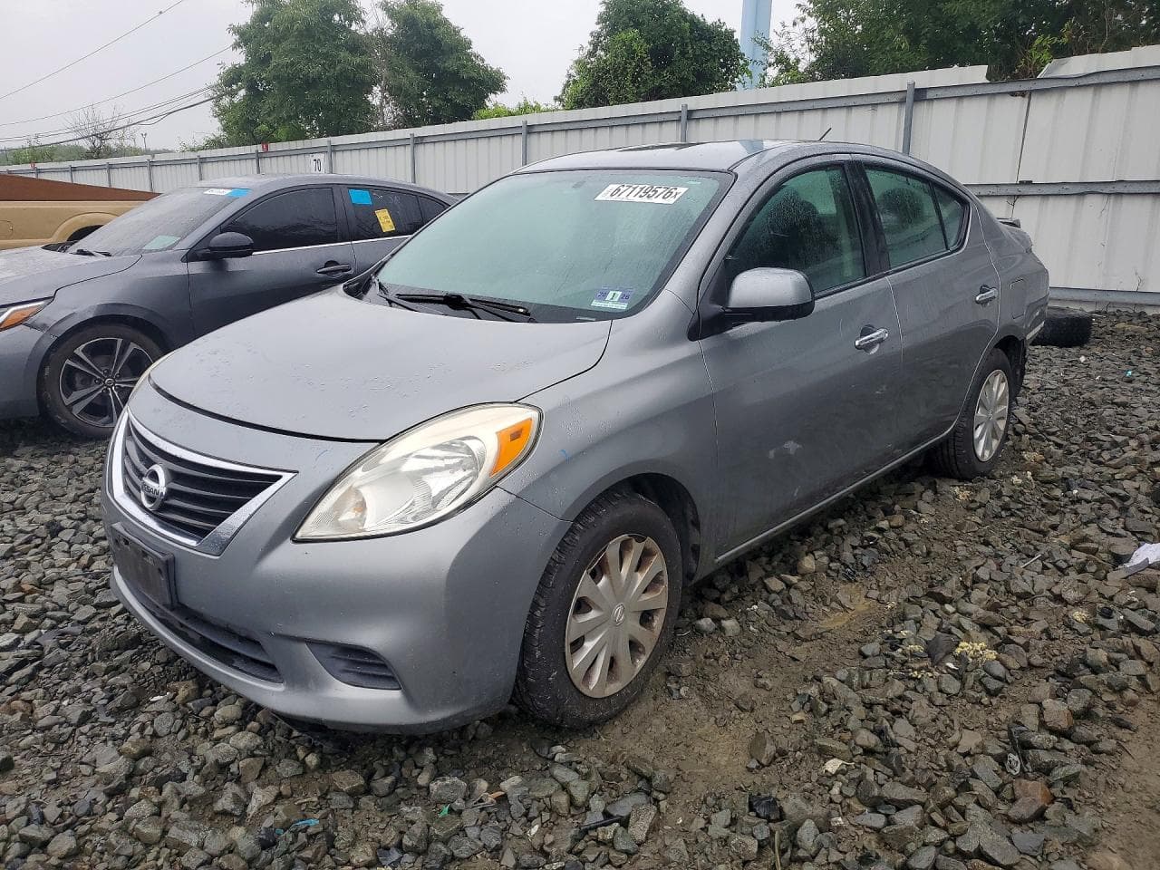 NISSAN VERSA