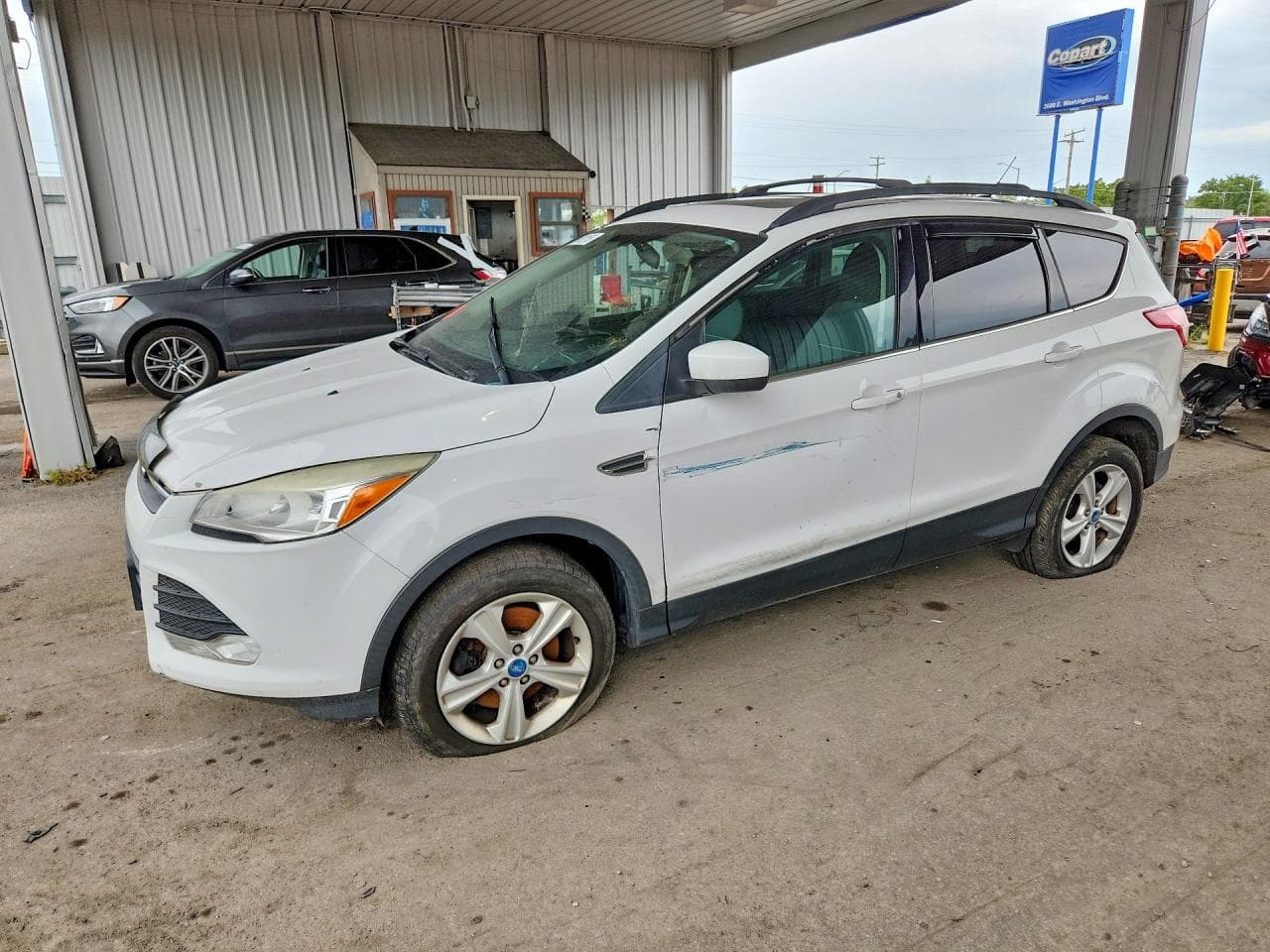 FORD ESCAPE