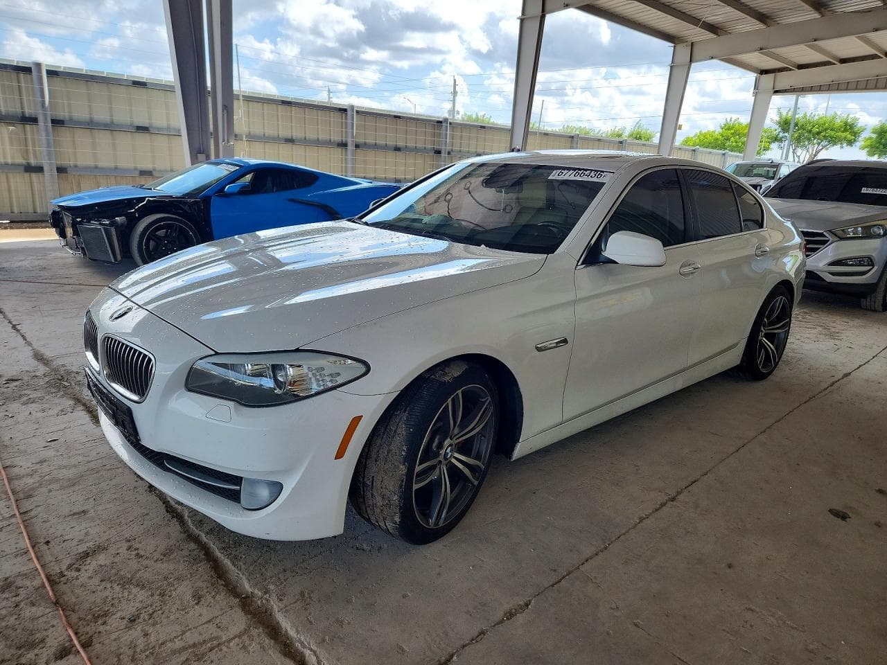 BMW 528
