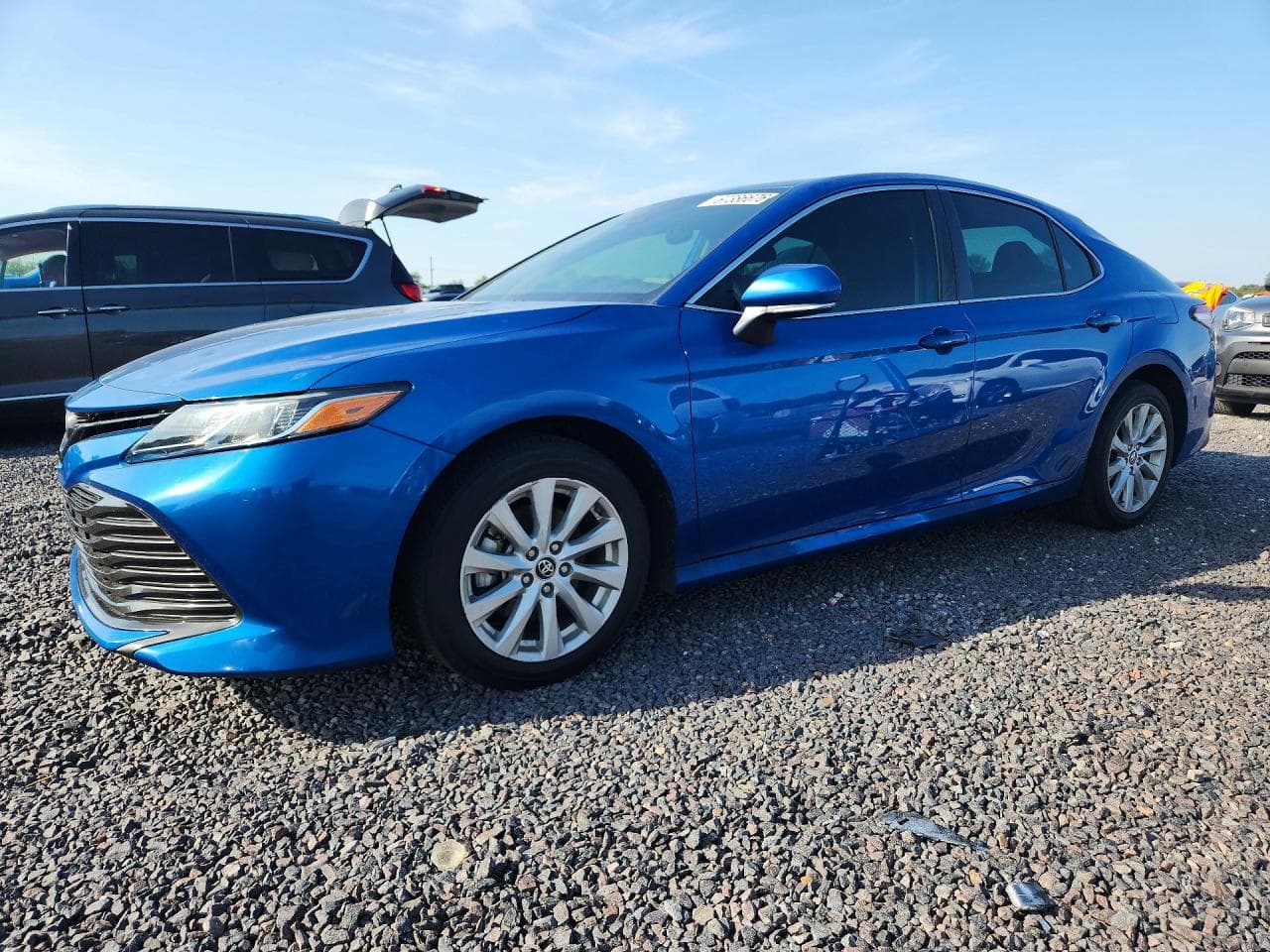 TOYOTA CAMRY