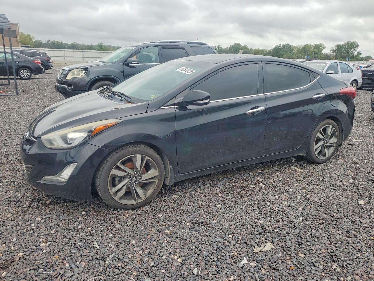 HYUNDAI ELANTRA