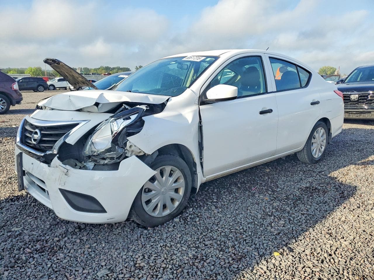 NISSAN VERSA