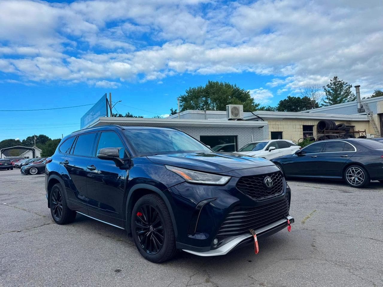 TOYOTA HIGHLANDER
