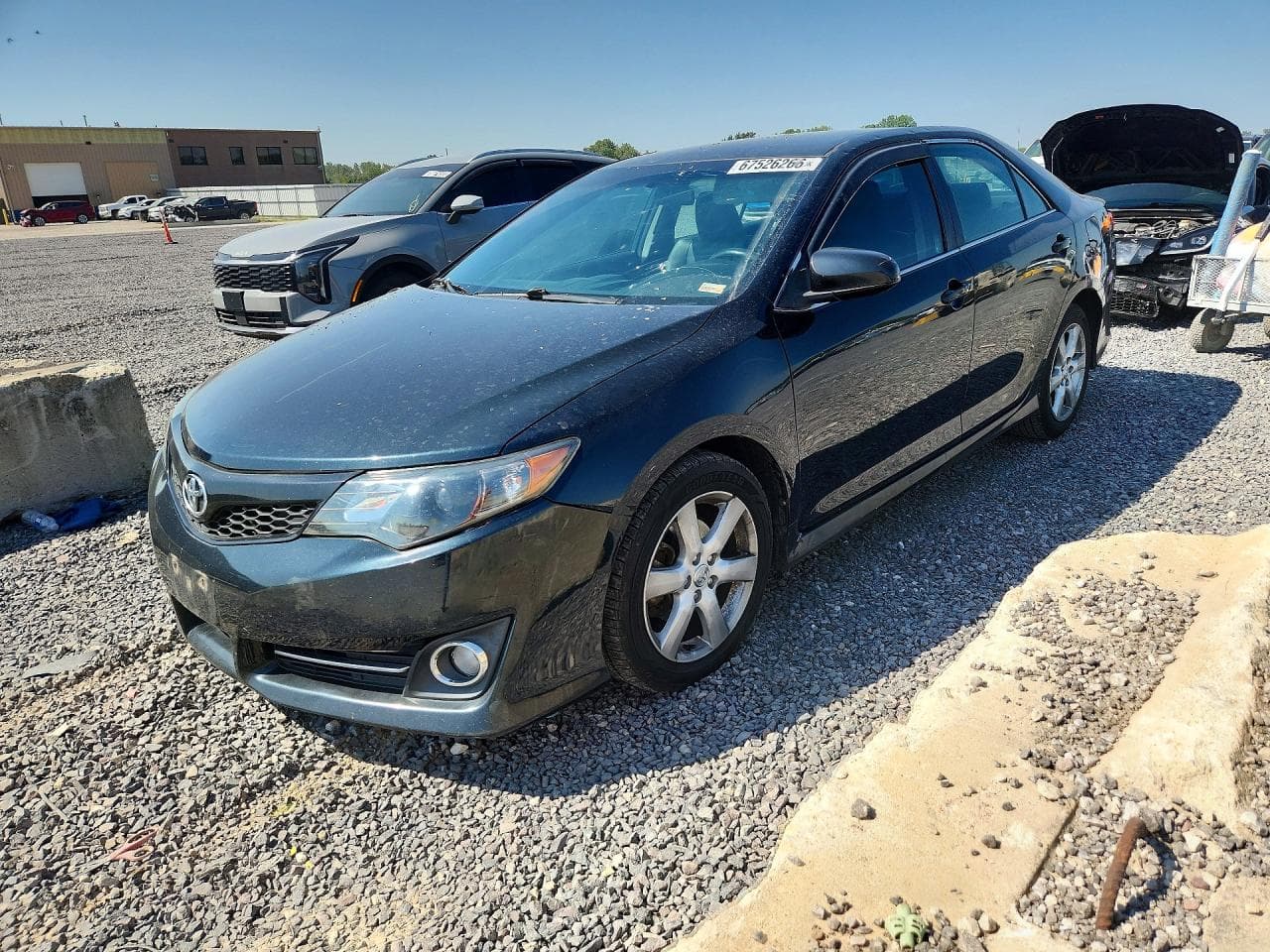 TOYOTA CAMRY