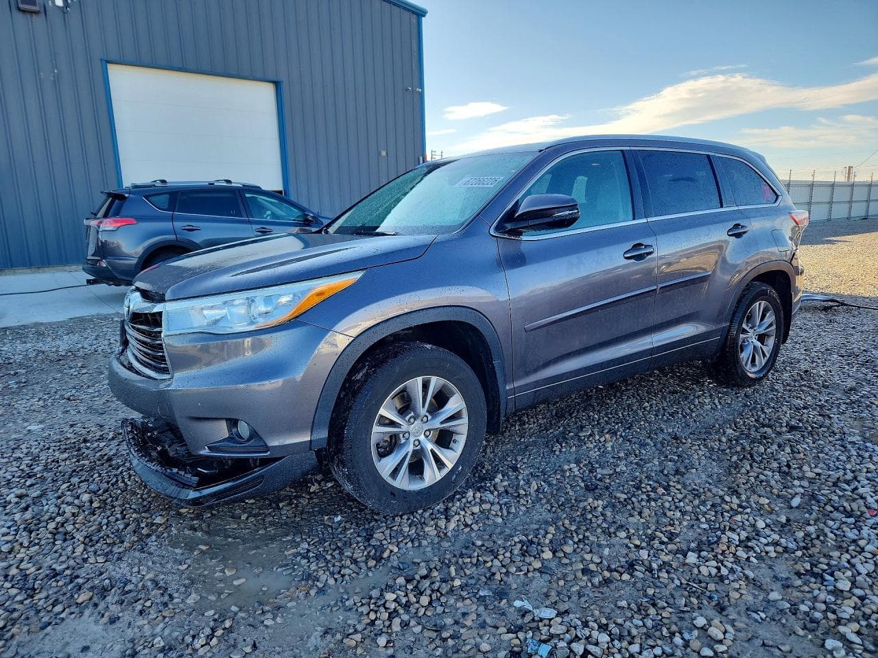 TOYOTA HIGHLANDER
