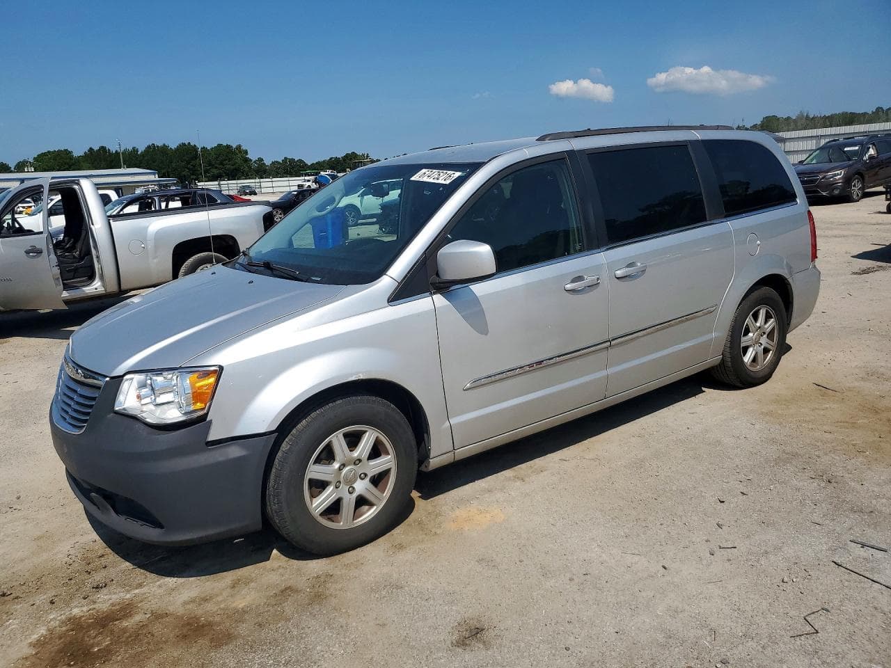 CHRYSLER MINIVAN