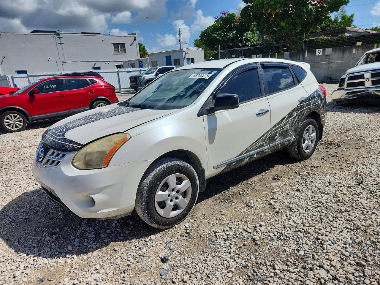 NISSAN ROGUE