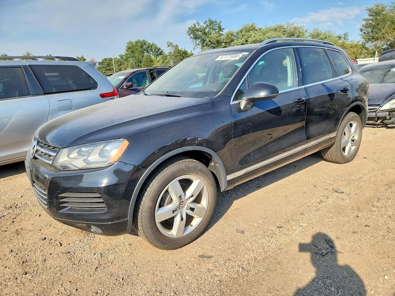 VOLKSWAGEN TOUAREG
