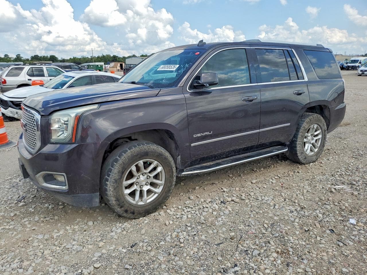 GMC YUKON