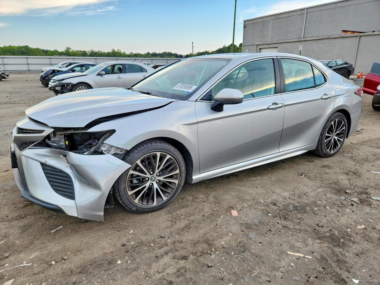 TOYOTA CAMRY
